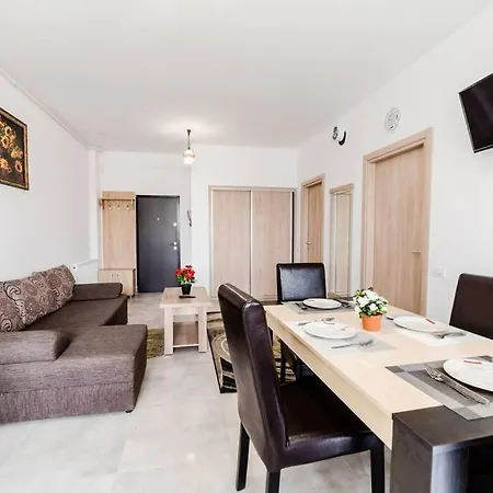 Lazar Apartament Mamaia דירה