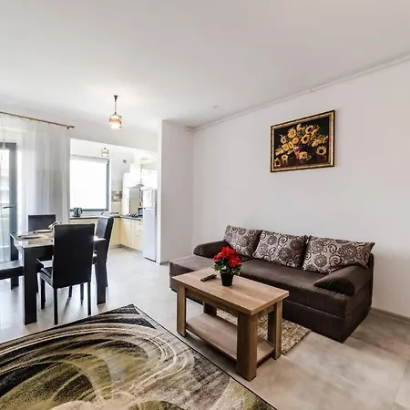 Lazar Apartament Mamaia Năvodari